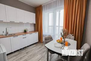 1-к квартира, посуточно, 38м2, 10/17 этаж