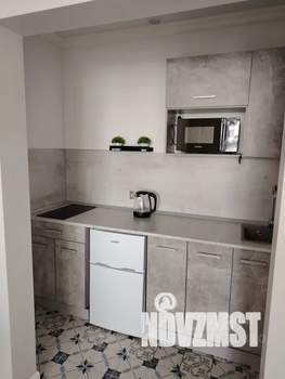 Студия квартира, посуточно, 40м2, 4/10 этаж