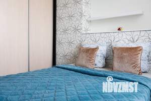 2-к квартира, посуточно, 46м2, 7/18 этаж