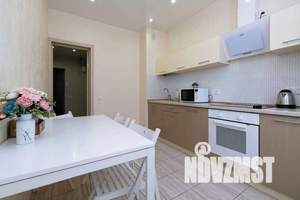 1-к квартира, посуточно, 44м2, 2/27 этаж