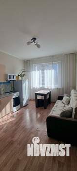 1-к квартира, посуточно, 42м2, 4/25 этаж