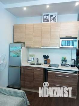 Студия квартира, посуточно, 30м2, 15/25 этаж