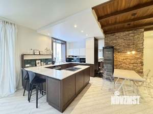 4-к квартира, на длительный срок, 125м2, 2/5 этаж