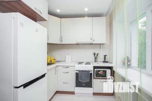 1-к квартира, посуточно, 49м2, 1/1 этаж