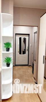 Студия квартира, посуточно, 26м2, 12/25 этаж