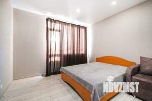 Студия квартира, посуточно, 32м2, 6/18 этаж