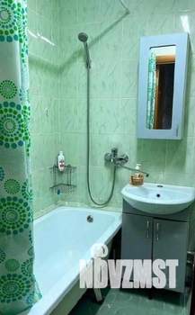 2-к квартира, посуточно, 42м2, 1/1 этаж