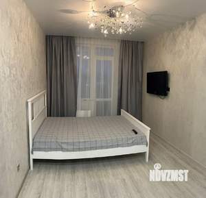 1-к квартира, посуточно, 30м2, 18/25 этаж