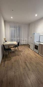 1-к квартира, на длительный срок, 43м2, 7/24 этаж