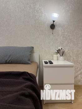 1-к квартира, посуточно, 40м2, 8/10 этаж