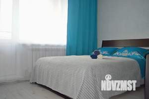 Студия квартира, посуточно, 35м2, 8/25 этаж