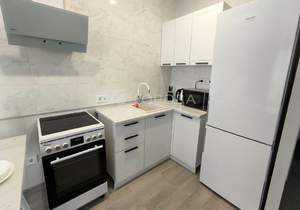 Студия квартира, на длительный срок, 38м2, 10/18 этаж