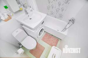 1-к квартира, посуточно, 49м2, 1/1 этаж