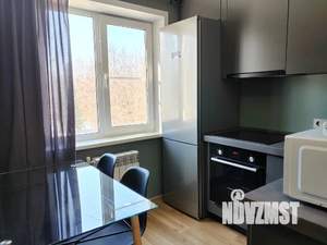 1-к квартира, посуточно, 32м2, 3/5 этаж