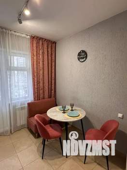1-к квартира, посуточно, 39м2, 8/17 этаж