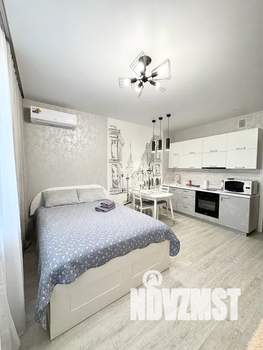 Студия квартира, посуточно, 34м2, 23/24 этаж