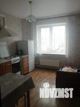 1-к квартира, посуточно, 42м2, 4/10 этаж