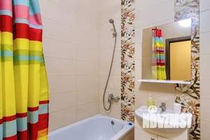 Студия квартира, посуточно, 35м2, 6/20 этаж