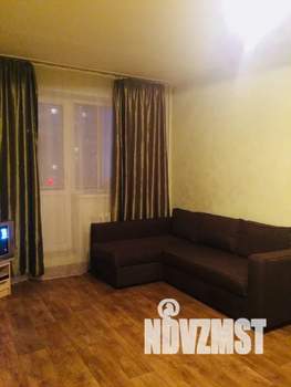 1-к квартира, посуточно, 37м2, 3/10 этаж