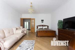 3-к квартира, посуточно, 83м2, 1/10 этаж