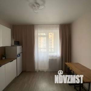 1-к квартира, посуточно, 38м2, 4/9 этаж
