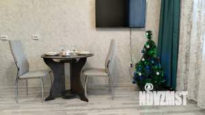 1-к квартира, посуточно, 26м2, 1/25 этаж