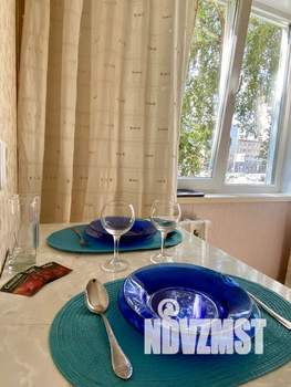 2-к квартира, посуточно, 45м2, 1/5 этаж