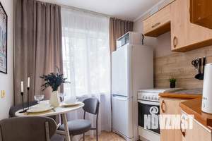 2-к квартира, посуточно, 50м2, 3/5 этаж