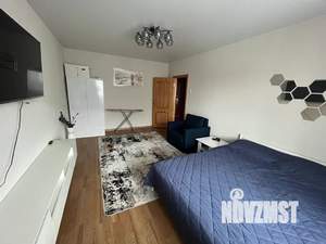 1-к квартира, посуточно, 34м2, 6/9 этаж