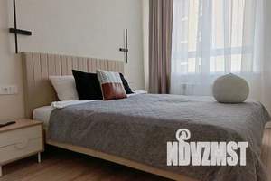 2-к квартира, посуточно, 38м2, 5/13 этаж