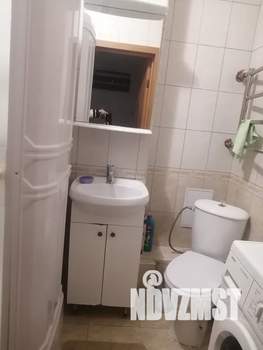 Студия квартира, посуточно, 27м2, 3/17 этаж