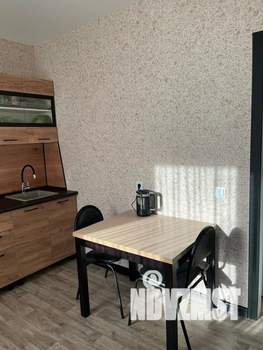 Студия квартира, посуточно, 27м2, 8/12 этаж