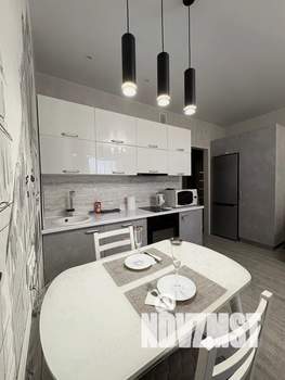 Студия квартира, посуточно, 34м2, 23/24 этаж