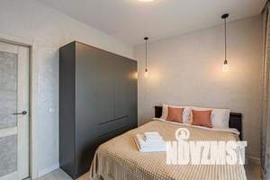 1-к квартира, посуточно, 35м2, 7/25 этаж