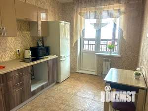 1-к квартира, посуточно, 43м2, 12/25 этаж