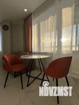 Студия квартира, посуточно, 40м2, 16/19 этаж