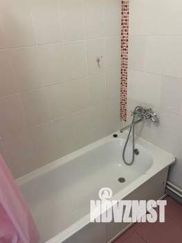 Студия квартира, посуточно, 24м2, 1/17 этаж