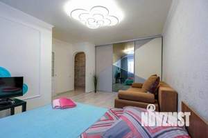 1-к квартира, посуточно, 40м2, 1/1 этаж