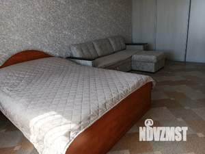 1-к квартира, посуточно, 39м2, 3/18 этаж