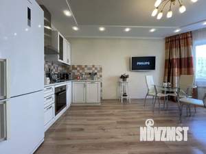 1-к квартира, посуточно, 55м2, 1/1 этаж