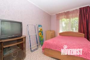 2-к квартира, посуточно, 50м2, 1/1 этаж