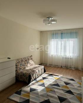 4-к квартира, на длительный срок, 113м2, 8/10 этаж