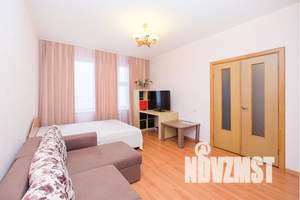 1-к квартира, посуточно, 38м2, 2/13 этаж