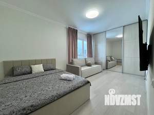 2-к квартира, посуточно, 68м2, 6/17 этаж