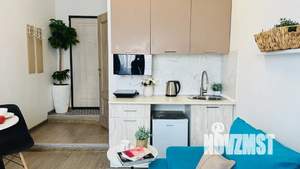 Студия квартира, посуточно, 25м2, 1/19 этаж