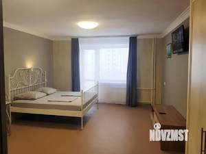 Студия квартира, посуточно, 32м2, 6/10 этаж