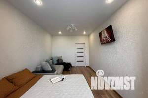 1-к квартира, посуточно, 40м2, 9/17 этаж