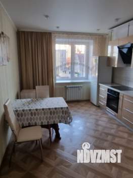 2-к квартира, на длительный срок, 70м2, 3/14 этаж