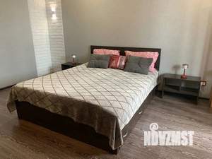 1-к квартира, посуточно, 44м2, 10/25 этаж