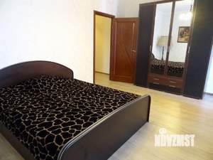 Студия квартира, на длительный срок, 61м2, 9/17 этаж